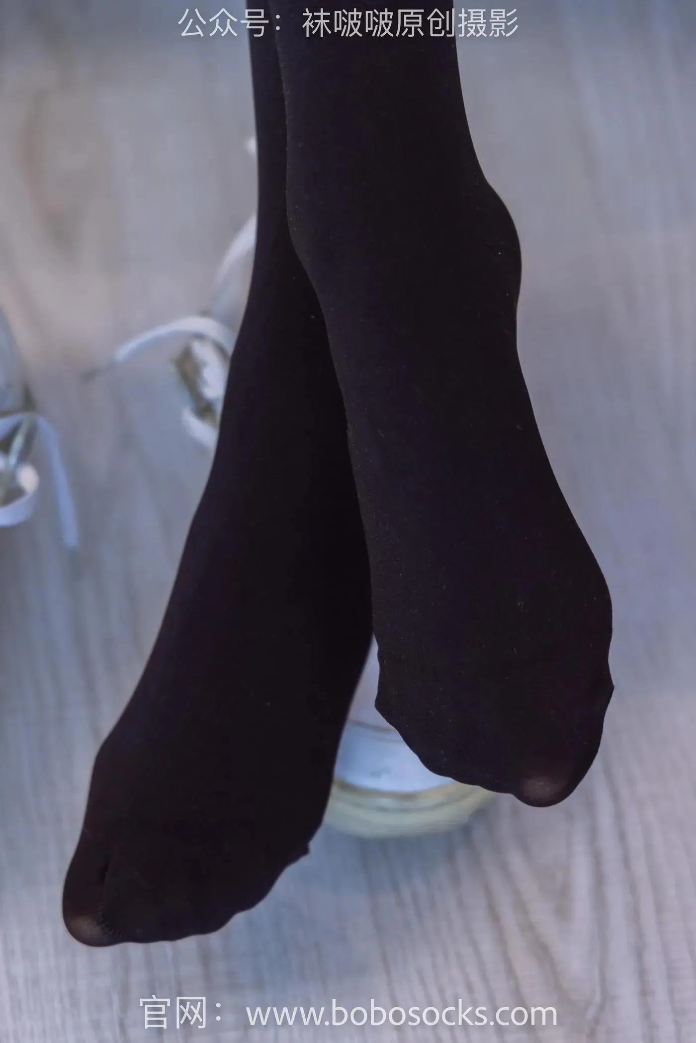 [BoBoSocks袜啵啵]NO.130 稚予-两双穿脏篮球鞋、厚黑丝 [145P]插图9
